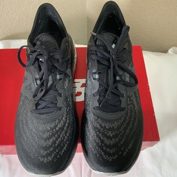 Size 11 - EUC New Balance Fresh Foam More v2 Black 2020 C10 - Picture 4 of 15